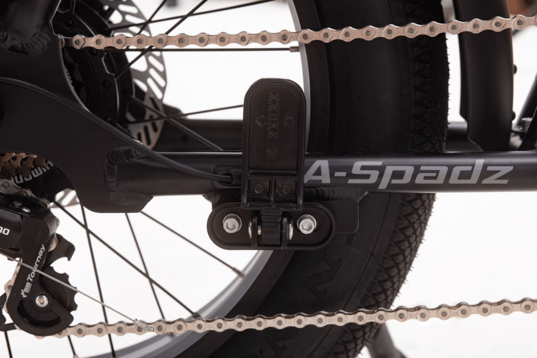 voetsteun zwart ingeklapte close up voor de elektrische fatbike a spadz cavet air